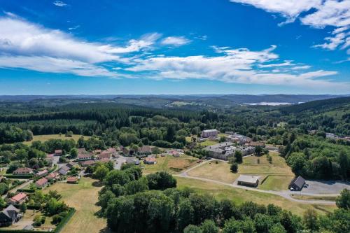 Gite l'Unik Lac de Vassiviere in Beaumont-du-Lac
