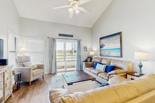Dunes Pointe F-15