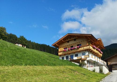  Ferienwohnung Gipfelblick in Weerberg
