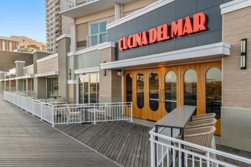 The Seahaus Hotel, Atlantic City Boardwalk, a Tribute Portfolio Hotel - 레스토랑