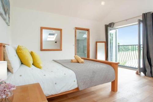 2 Bed Cottage - Hot Tub Garden Parking in Dunkeswell