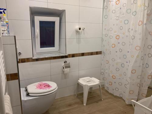 Fair House Near Düsseldorf- 5 Bedrooms, Garden, Terrace Parking (Fair House Near Dusseldorf- 5 Bedrooms, Garden, Terrace Parking) in Haan
