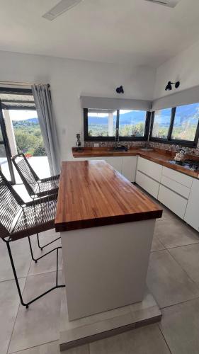 Sol & Río Refugio Serrano (Sol & Rio Refugio Serrano) in Quebrada de los Pozos