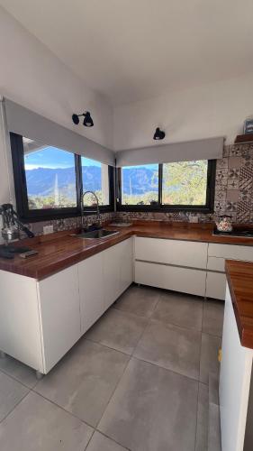 Sol & Río Refugio Serrano (Sol & Rio Refugio Serrano) in Quebrada de los Pozos