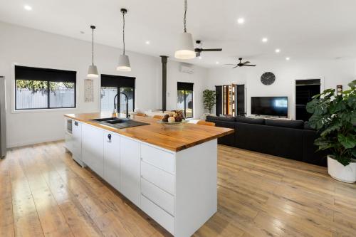 Hooked on Doon in Bonnie Doon