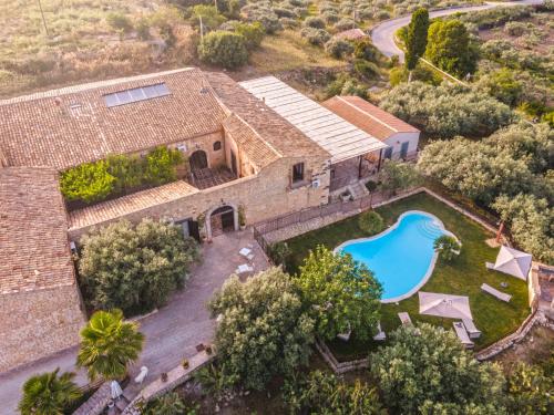 . Masseria Fortificata Lo Zafferaneto