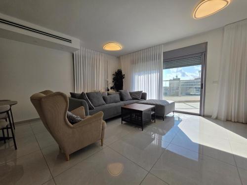 Hantke22• Horev Penthouse • Jacuzzi • 4BD – khách sạn tại Núi Carmel