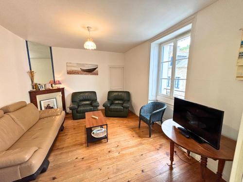 Le 61- Appartement 6 personnes -2 chambres-Terrasse-Cancale - Location saisonnière - Cancale