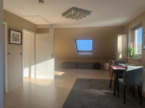 Létesítmények, DG-Appartement mit Bad in Kelkheim (Taunus)