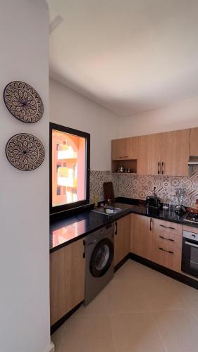 Marrakech Luxury Apartment with Pool & gym, Marrakesch