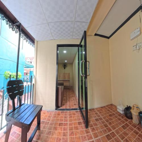Stay 94 Patong near Wine Connection