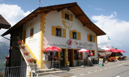 B&B Café de la Poste in Agettes, Schweiz