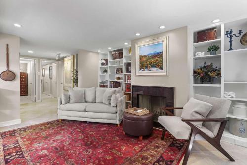 Sojourn Warm Capitol Hill Stay Near Eastern Market