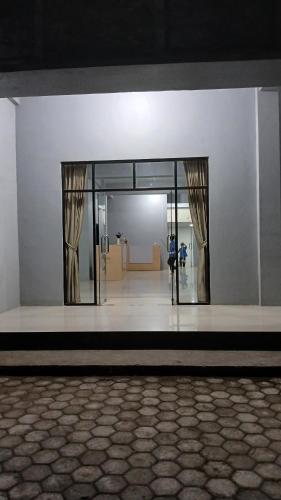 에도텔 삽트라 SMKN 1 푸주트