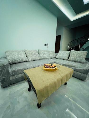 3BHK Luxury Villa Retreat - Bahria Town Karachi - image 2