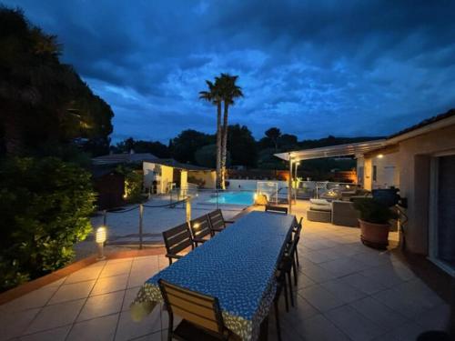 Les chênes vert - Location, gîte - Le Beausset