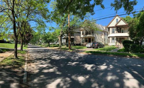 A környék, Sunny & spacious pied-à-terre by Union & Proctors! (Sunny & spacious pied-a-terre by Union & Proctors!) in Schenectady