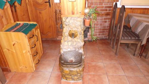 Chuchura Family Hotel - image 7