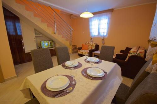 บริการและสิ่งอำนวยความสะดวก, Zanjice Luxury Suite in มิริสตา