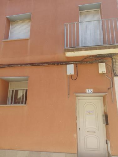 Apartamentos calatorao con jardín y 3 habitaciones