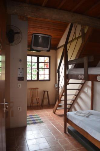 Maresias Hostel & Suites