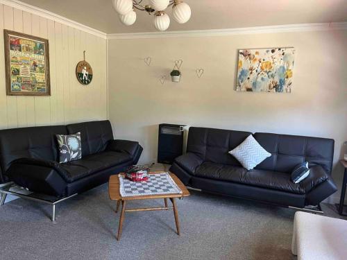 Private Backyard Firepit Hammock BBQ Grill in Tuolumne (CA)