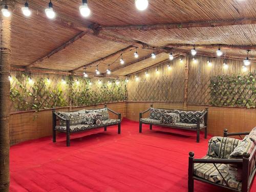 Sunset valley farmhouse in Al Sad