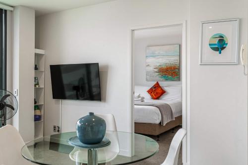 Beautiful 2BR - Pool, Gym & Parking Zodiak Stays, Auckland (fotografie 8)