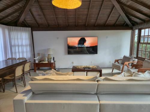 House 200 meters from Manguinhos beach in Vila Luiza