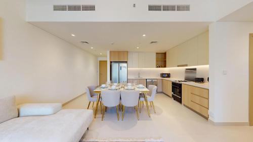 Vacationer l Chic 2 Bedroom l Prime Location in Creek Harbour l Pool View, Dubai (foto 7)