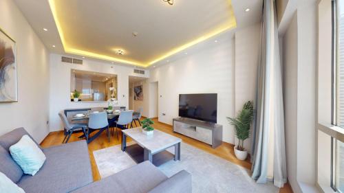Vacationer Holiday Homes l Glamorous 2 Bedroom l Stunning Lake View l Free Wi-Fi, Dubai (foto 8)