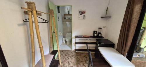 Kitchen, Box Studios in Santa Teresa