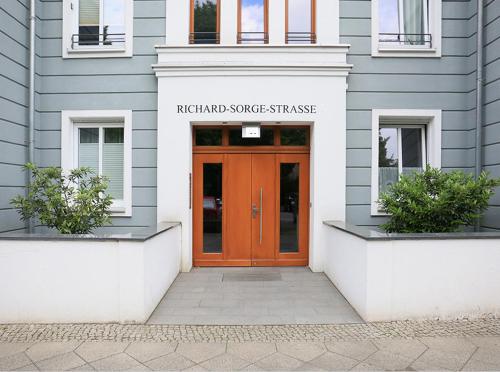 Moderne Wohnung mit Garten mitten in Berlin