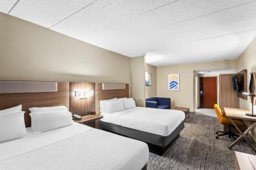 Holiday Inn Express Hotel & Suites Charleston-Southridge By IHG