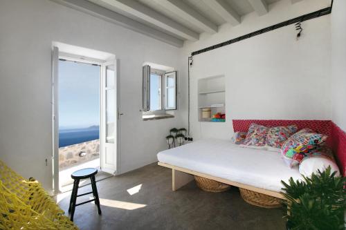 Sterna Artists Studio in Emporios (Dodecanese)