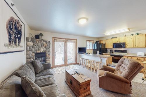 Riverview Condo #7