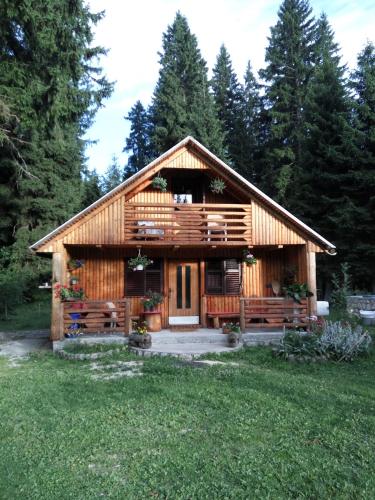 Chalet Lucija in Štirovača