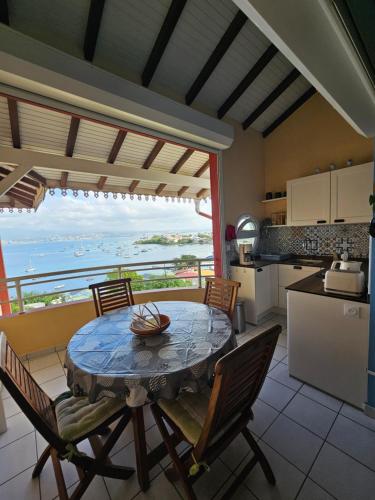 Superbe vue Mer, Appartement 4 personnes climatisé, Les trois ilets, Anse Mitan