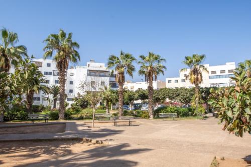 Cosy Calm Apartment, Parking, Garden in 엘 마시라