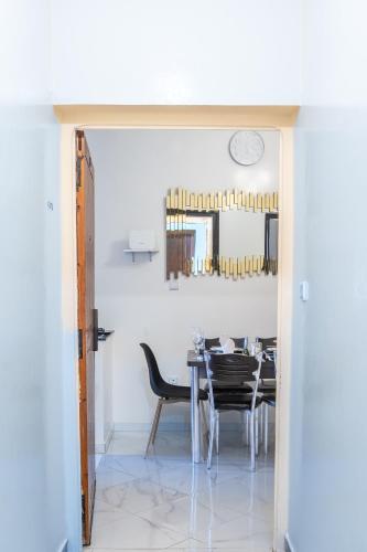 출입구, Cosy Calm Apartment, Parking, Garden in 엘 마시라