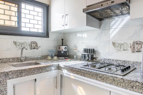 편의 시설/서비스, Cosy Calm Apartment, Parking, Garden in 엘 마시라