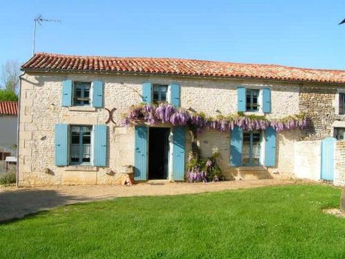 . Maison de charme avec WiFi au cœur du Marais Poitevin, jardin clos, barque et vélos, 4 chambres - FR-1-426-146