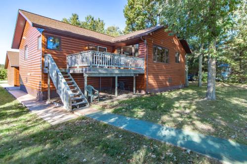 Dog Friendly Leech Lake Home w Perfect Beach Garage Boat Lift in Walker (MN)