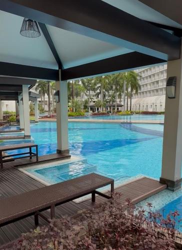 Shell and Shorline Bliss Manila Staycation