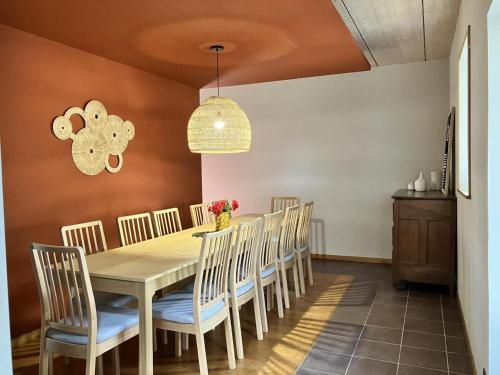 Gîte spacieux à Montbeugny, 14 pers., animaux acceptés - FR-1-489-593 (Gite spacieux a Montbeugny, 14 pers., animaux acceptes - FR-1-489-593) in Neuilly-le-Réal