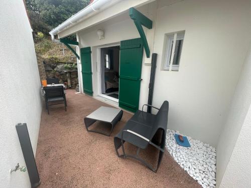 Studio confortable secteur le Phare proche plage - FR-1-22-389 - Location saisonnière - La Tranche-sur-Mer