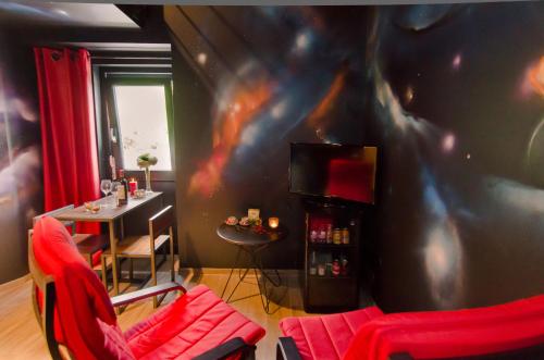 Közös társalgó / TV, River Lodge Hotel Insolite in Anhee