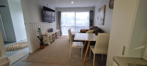 Sunshine Summit - Close to hospital, CBD, Beach, Tauranga (foto 2)
