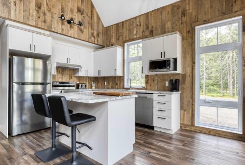 Spa Nature & Adventure - Rustique Chalet in เซนต์-มิเชล-เดส-เซนต์ (QC)