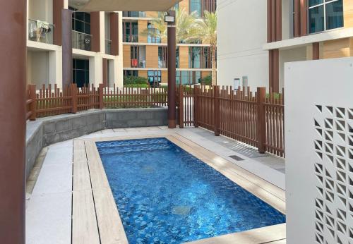 Allsopp & Allsopp - 2-Bedroom Apartment in Dubai Wharf Tower Al Jaddaf - image 12